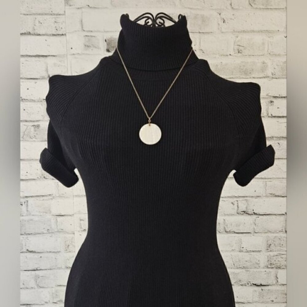 Faux Mother of Pearl Full Moon Disc Pendant Necklace Bronze Chain